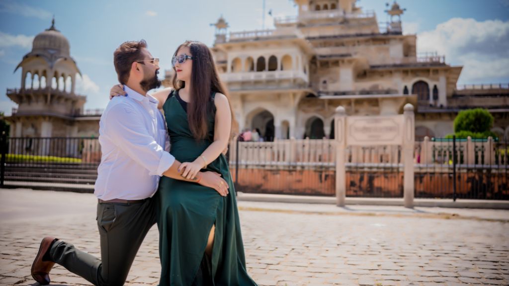 A couple shares a romantic moment during their Albert Hall Pre Wedding Shoot with the iconic Albert Hall in the background.